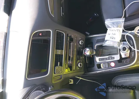 2016 Audi Sq5 3.0T Premium Plus z USA, uszkodzony, nr VIN WA1CCAFP7GA059379